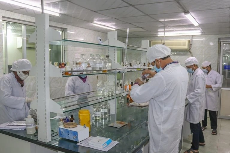 Albion laboratory professionals at work